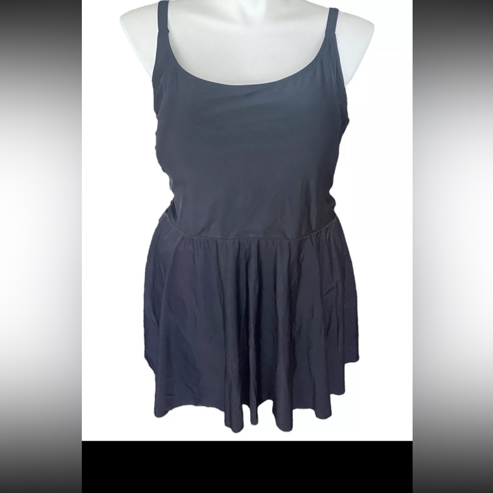 Torrid size 4 one piece swimsuit